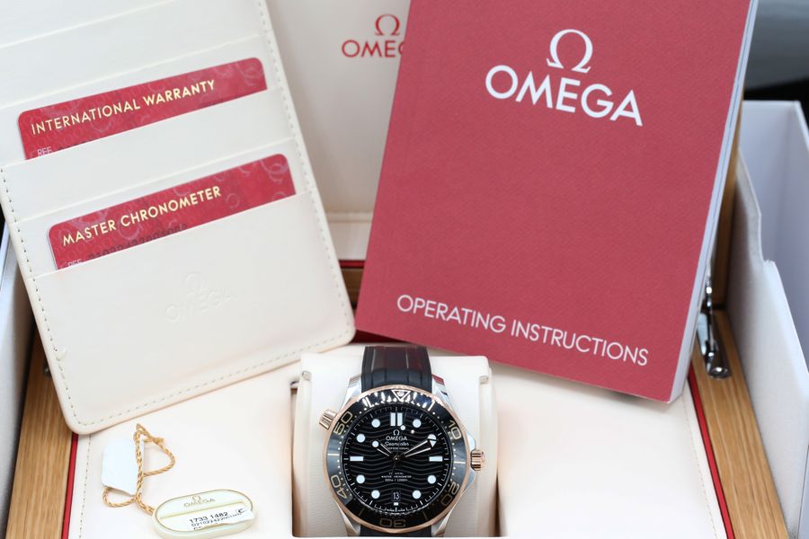 Omega Seamaster Diver 300m 210.22.42.20.01.002